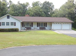 2805 Spradlin Rd, Vinton, VA 24179