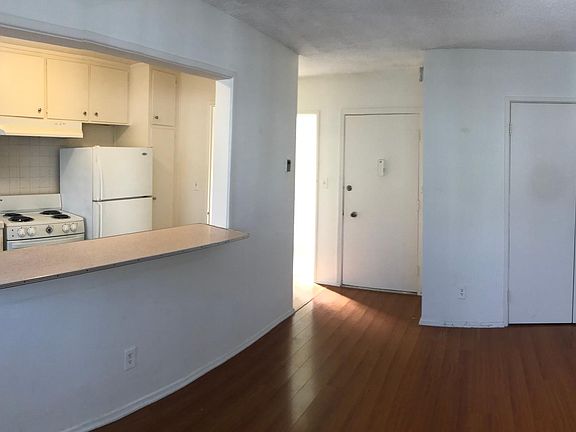 2nd image of 5853 Gregory Ave