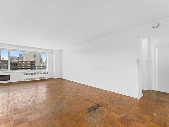 3rd image of 392 Central Park W APT 20B