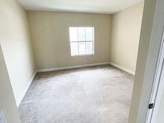 3rd image of 3701 NE Renar Ave #3701