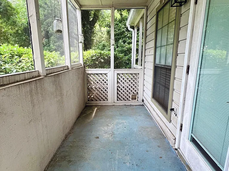 352 Sandpiper Dr #G — Photo 22