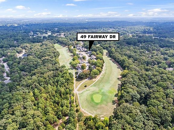 4th image of 49 Fairway Dr