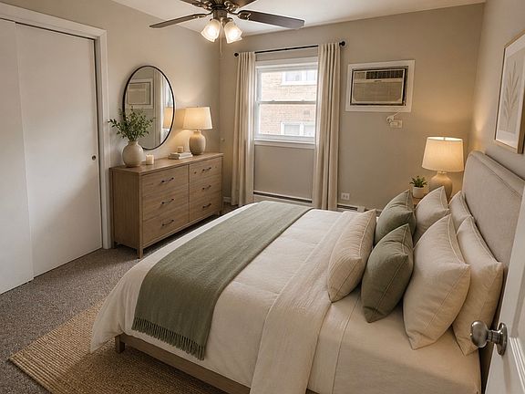 3rd image of 4616 Maple Ave APT 2D