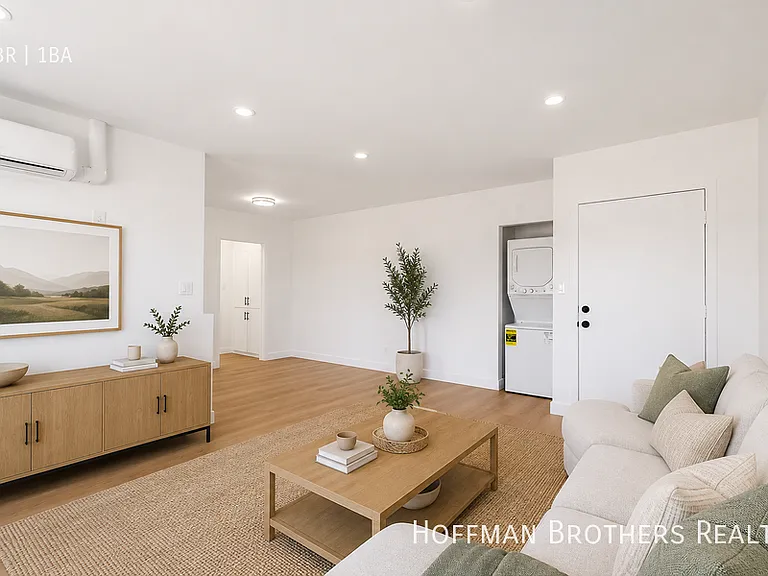 4639 W 17th St #5 — Photo 8