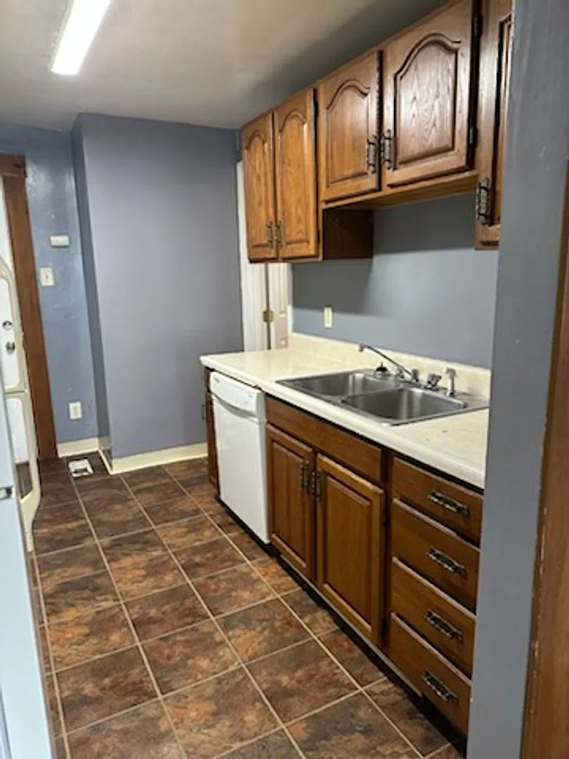 3333 & 3335 Parkview St — Photo 1