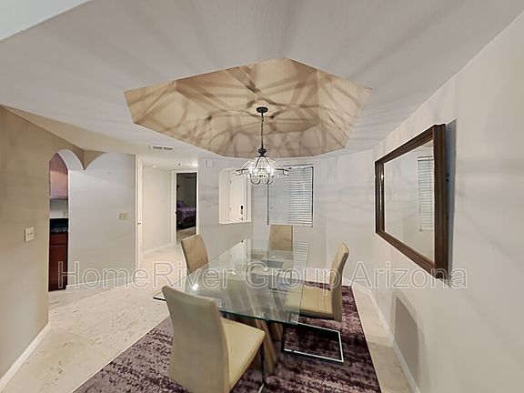 5th image of 5104 N 32nd St Unit 111