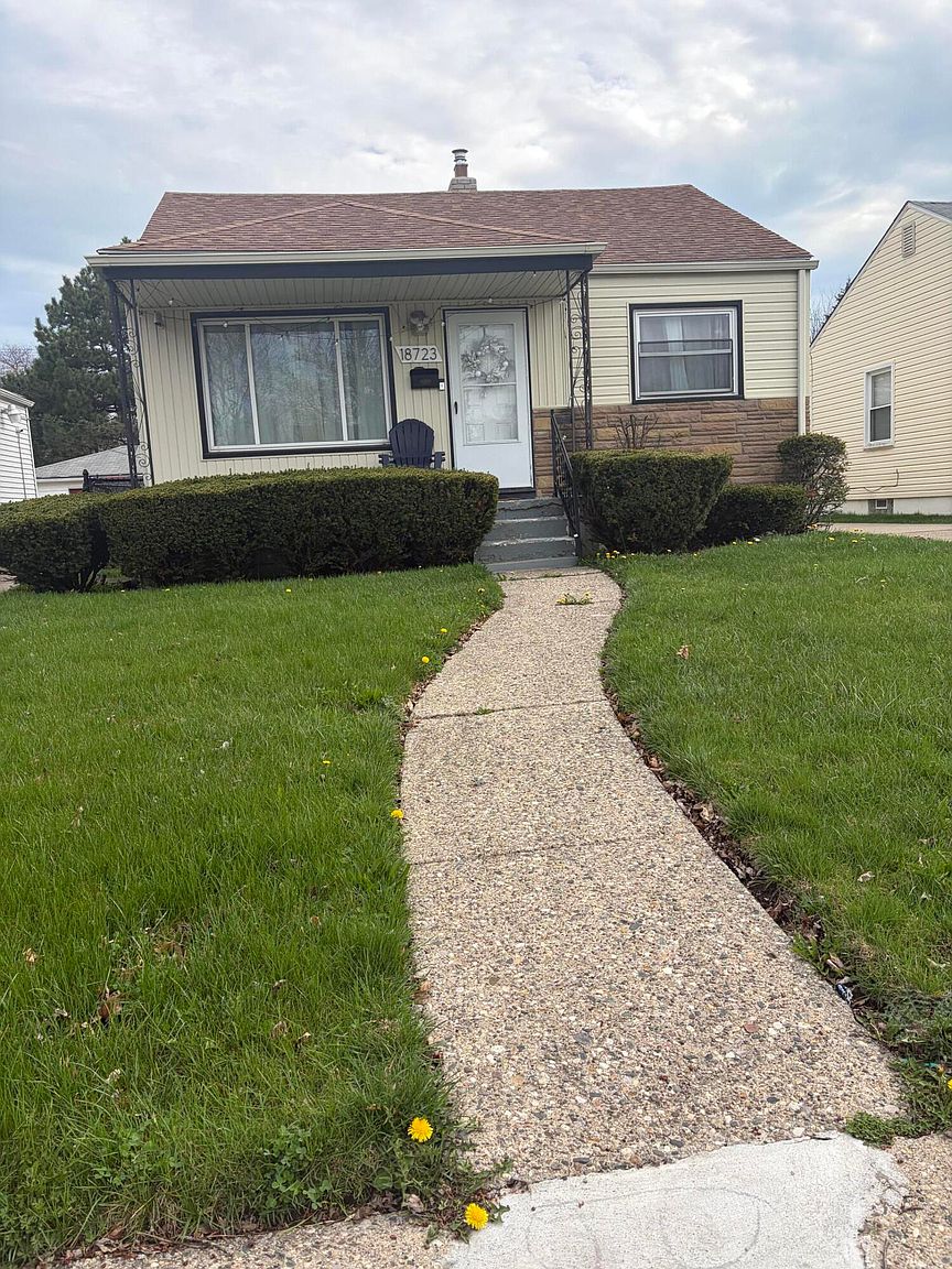 18723 Woodland St, photo 24