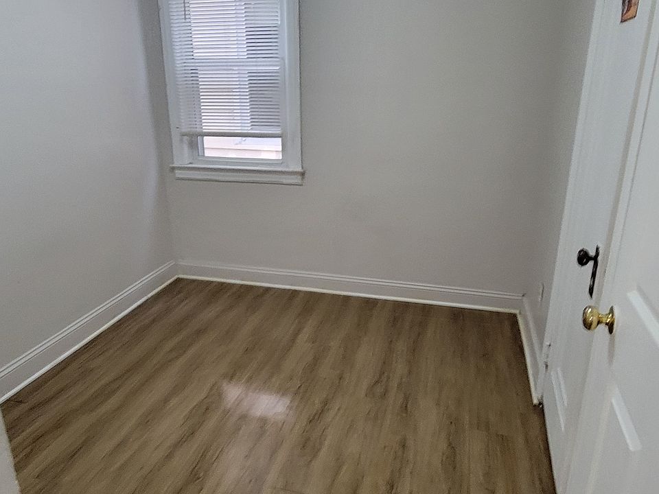 5081 Fredro St #2, photo 6