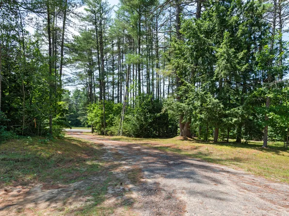 826 New Hampshire Rte #175, Holderness, NH 03245