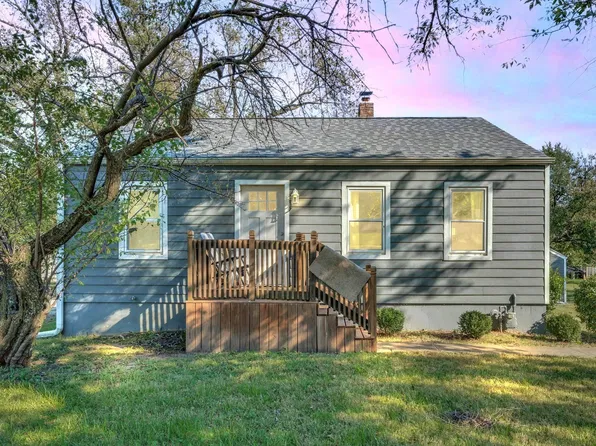 3624 SE California Ave, Topeka, KS 66605