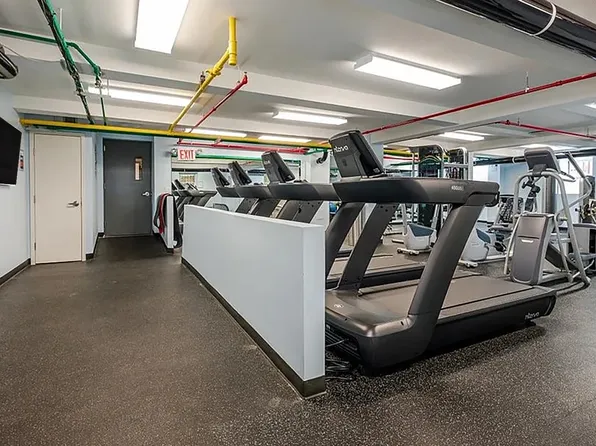 3750 Hudson Manor Terrace image 24 of 27