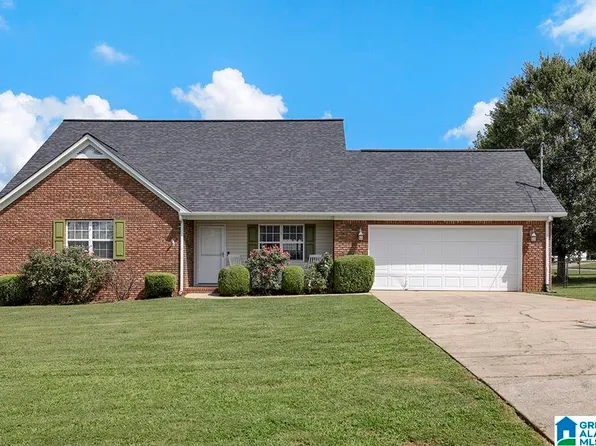 12 Bradford Ct, Weaver, AL 36277