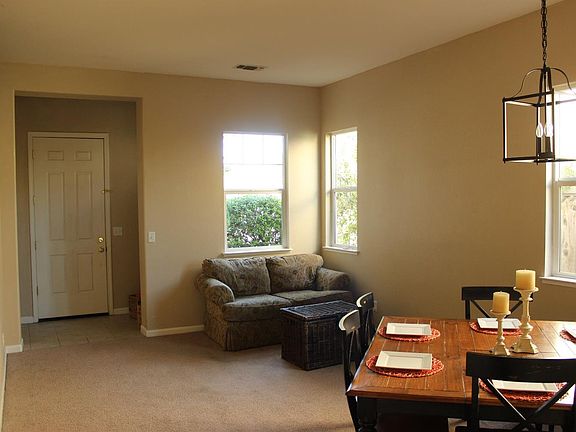 4th image of 2578 Eureka Dr