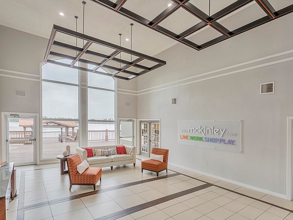 3rd image of 3211 S Semoran Blvd #261