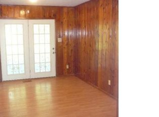 655 Wiltshire Rd, Fayetteville, NC 28314