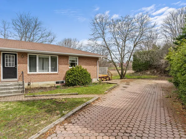 28 Water St, Kawartha Lakes, ON K9V 2C8