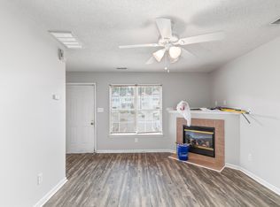 103 Woodlake Ct #1, Jacksonville, NC 28546
