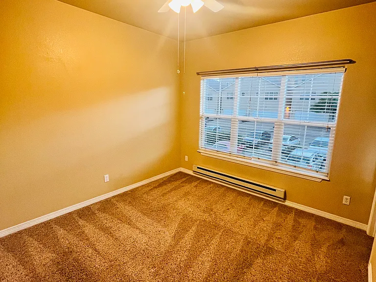 244 Writers Way #B — Photo 11