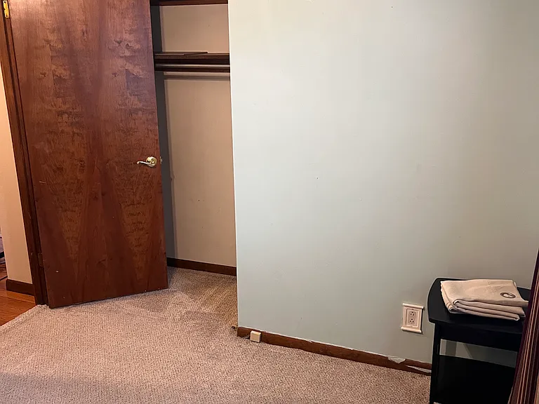 1060 Greenland Cir — Photo 12