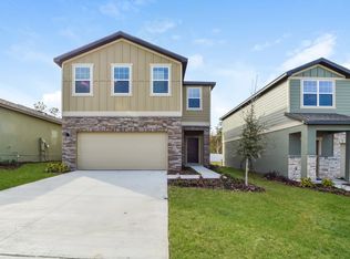 2077 Hemingway Cir, Groveland, FL 34736