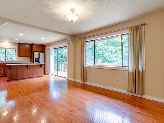 4th image of 2189 Hidden Springs Ct