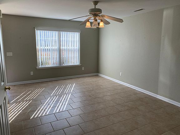 2nd image of 3944 Webb Oaks Ct