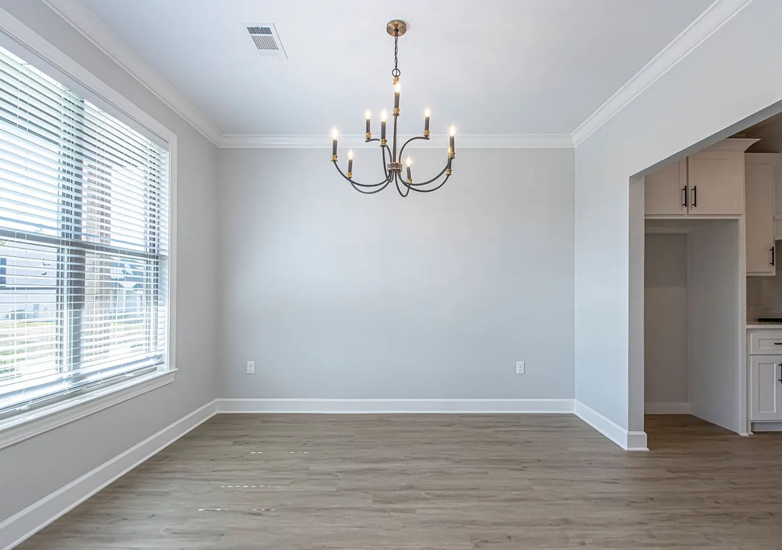 Newer Construction 3 bed 2 1/2 Bath, 2,20 sqft in West Little Rock — Photo 4