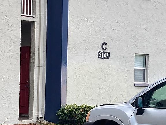 2nd image of 3147 29th Ave N APT 201