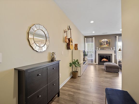 3rd image of 14301 Grape Holly Grv APT 15