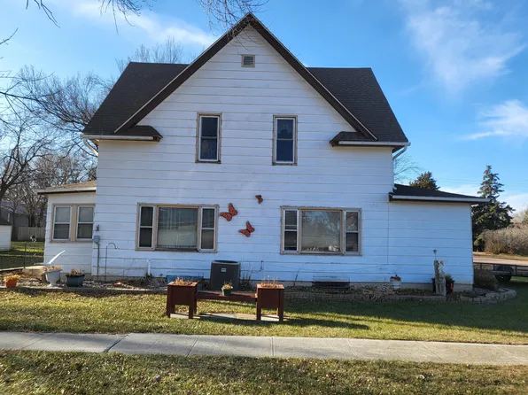 111 E 3rd Ave, Mount Vernon, SD 57363