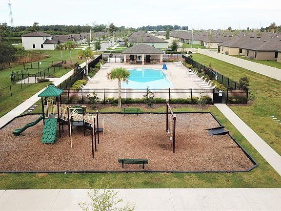 2nd image of 651 Chatham Walk Dr