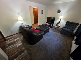 1832 6th St #4, Eau Claire, WI 54703