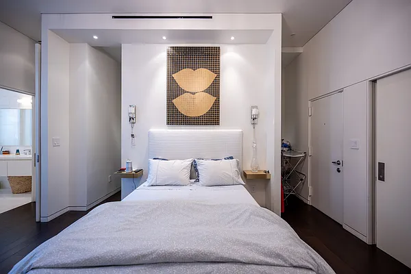 Rented by Halstead Real Estate | media 26