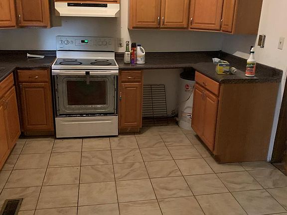 2nd image of 4178 N Lake Cherryvale Dr