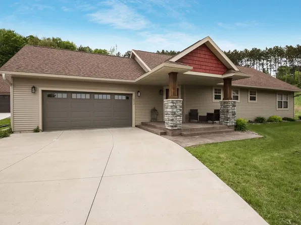 1842 Luke Place, Chippewa Falls, WI 54729