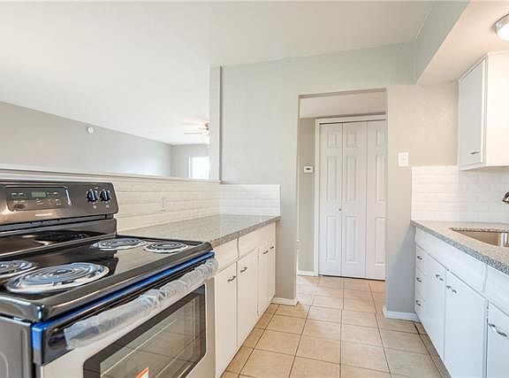 4th image of 4309 Chestnut Dr