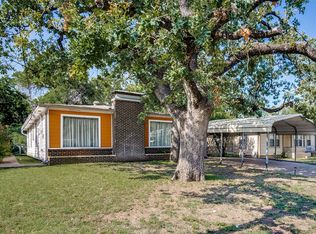 304 SE 19th St, Mineral Wells, TX 76067