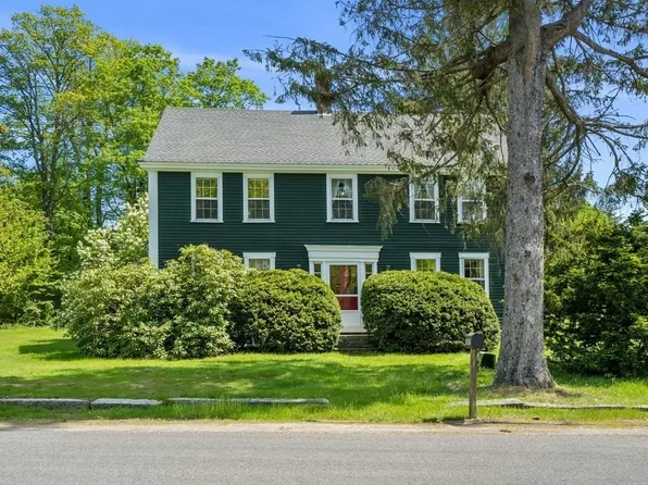 18 Nod Rd, Groton, MA 01450