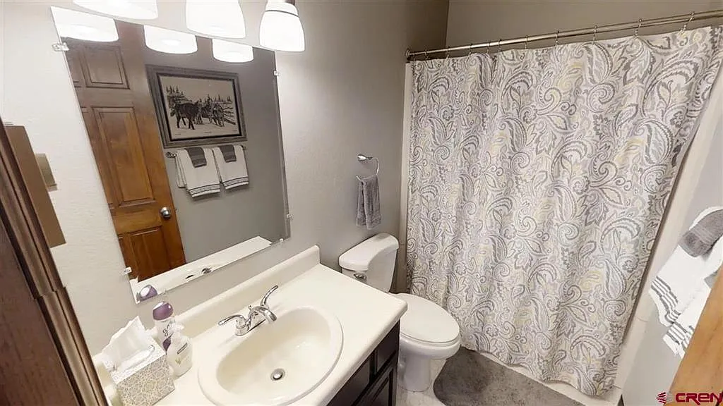 578 Lakeside Unit 10 - 1 — Photo 3