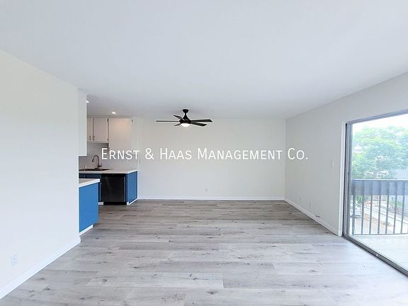 4th image of 1061 Park Ave Unit 211