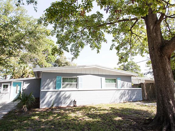 2nd image of 10955 Eniwetok Dr