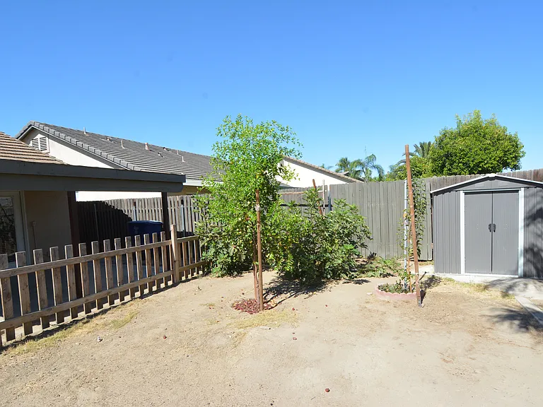 10802 Anacostia Way — Photo 18