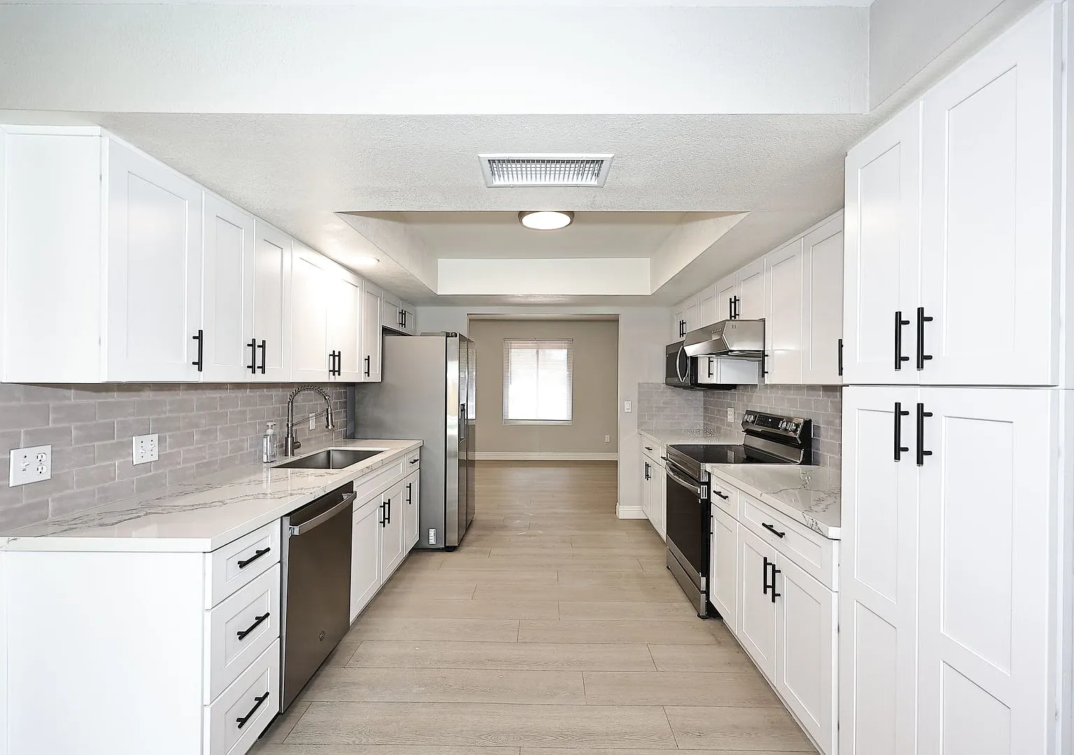 2131 E. Geneva Dr, Tempe, AZ 85282 — Photo 4