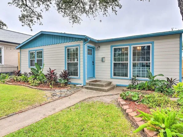 3917 Avenue P 1/2, Galveston, TX 77550
