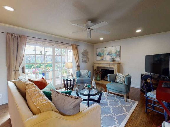 2nd image of 2216 Casa Mia Dr