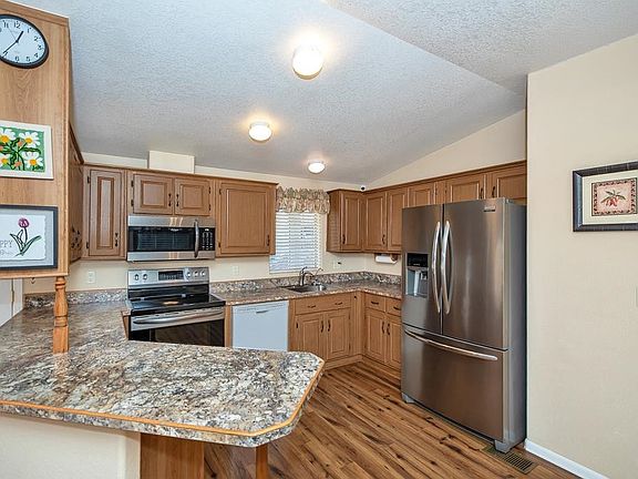 5th image of 14447 E 28th Pl