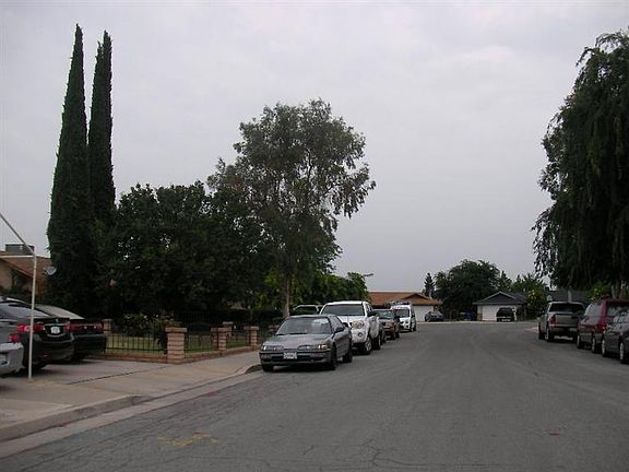 STREET VIEW FACING RIGHT