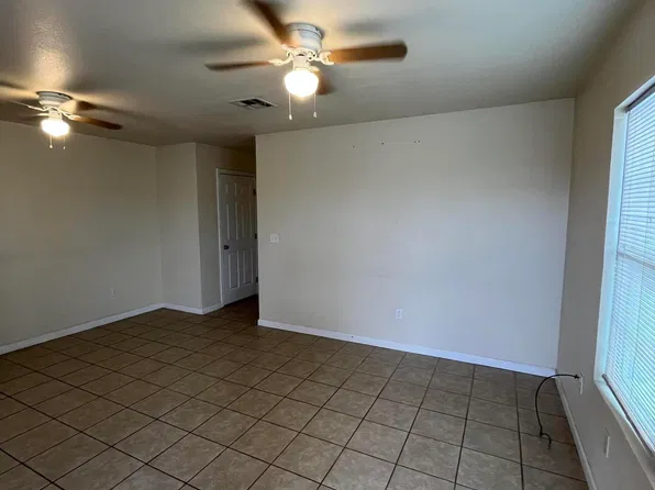 140 Keeney Ct #A, El Paso, TX 79907