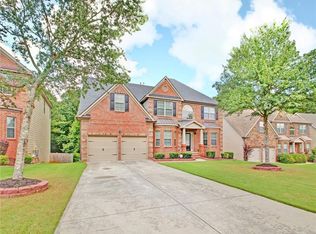 7849 The Lakes Dr, Fairburn, GA 30213