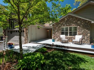 19 Rabbit Ridge Dr, Weaverville, NC 28787